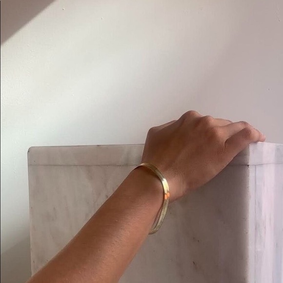 Vintage Jewelry - Vintage 14K Gold Italian Herringbone Bracelet